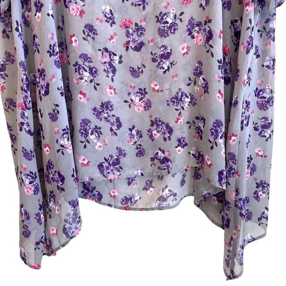 Torrid Fog & Floral Semi Sheer Purple Top - Picture 3 of 8